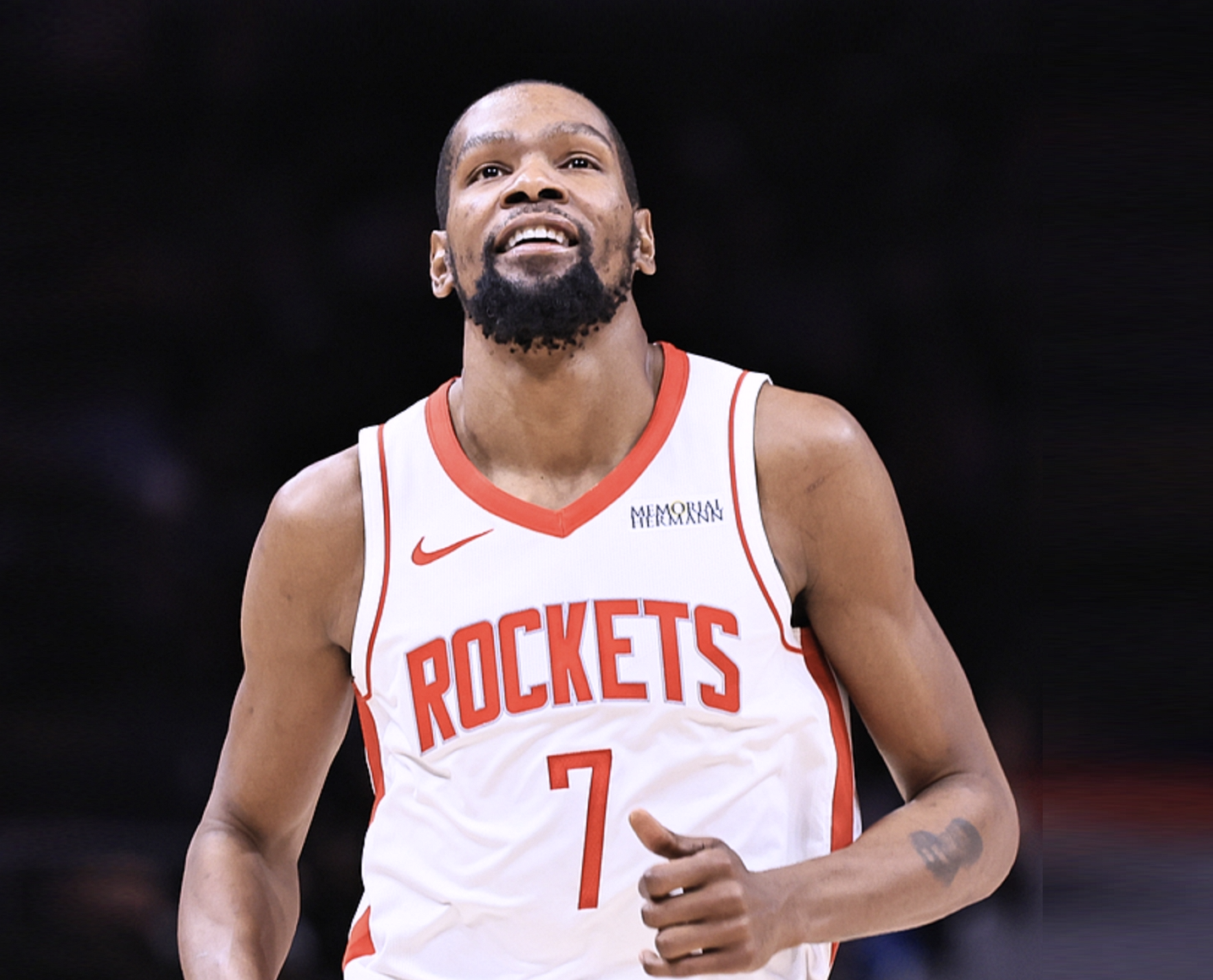 星空体育app-西部最新排名：掘金10连胜，火箭收好礼，3-6名差距变大